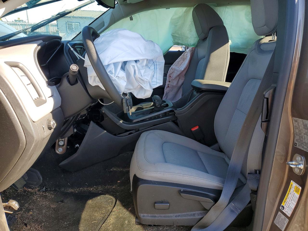 2016 CHEV Colorado VIN 1GCHSBE32G1338631 photo 7