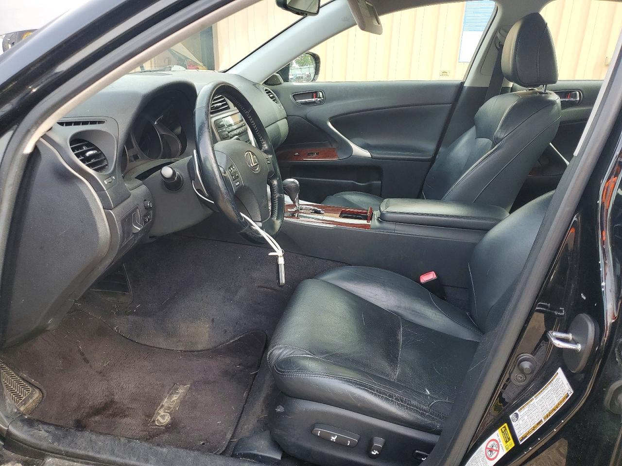 2008 Lexus Is VIN JTHCK262X85026744 photo 7