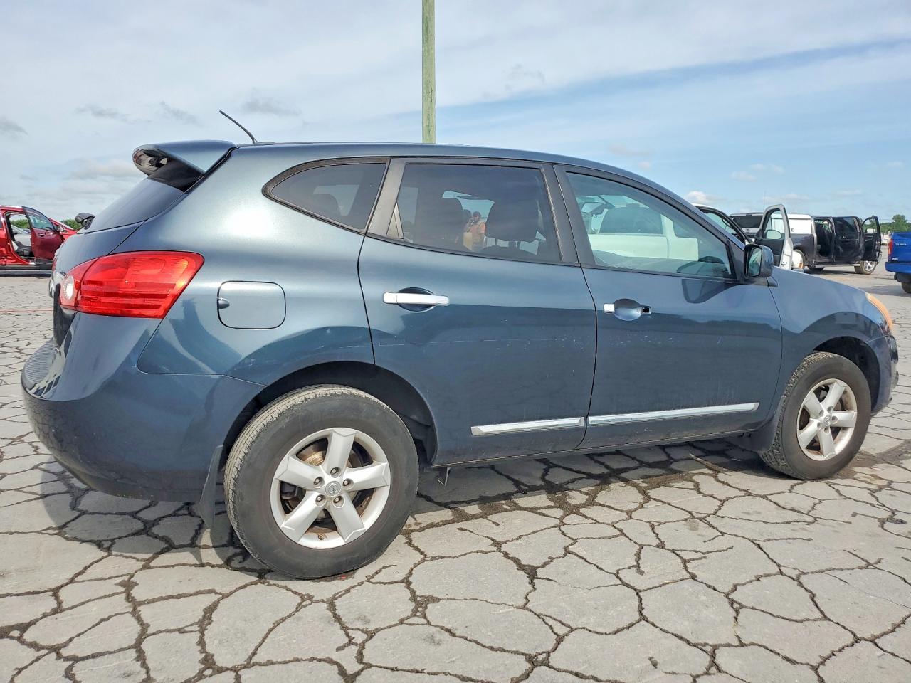 2013 Rogue VIN JN8AS5MT2DW500121 photo 3