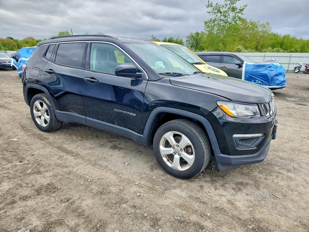 2019 JEEP Compass VIN 3C4NJDBB5KT647511 photo 4