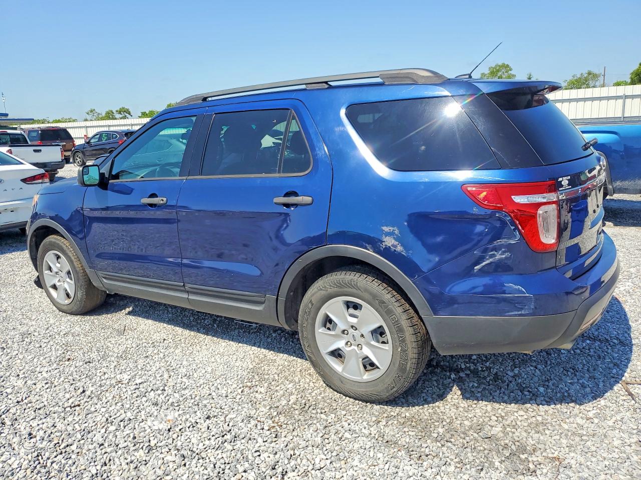 2012 FORD Explorer VIN 1FMHK7B82CGA92907 photo 2