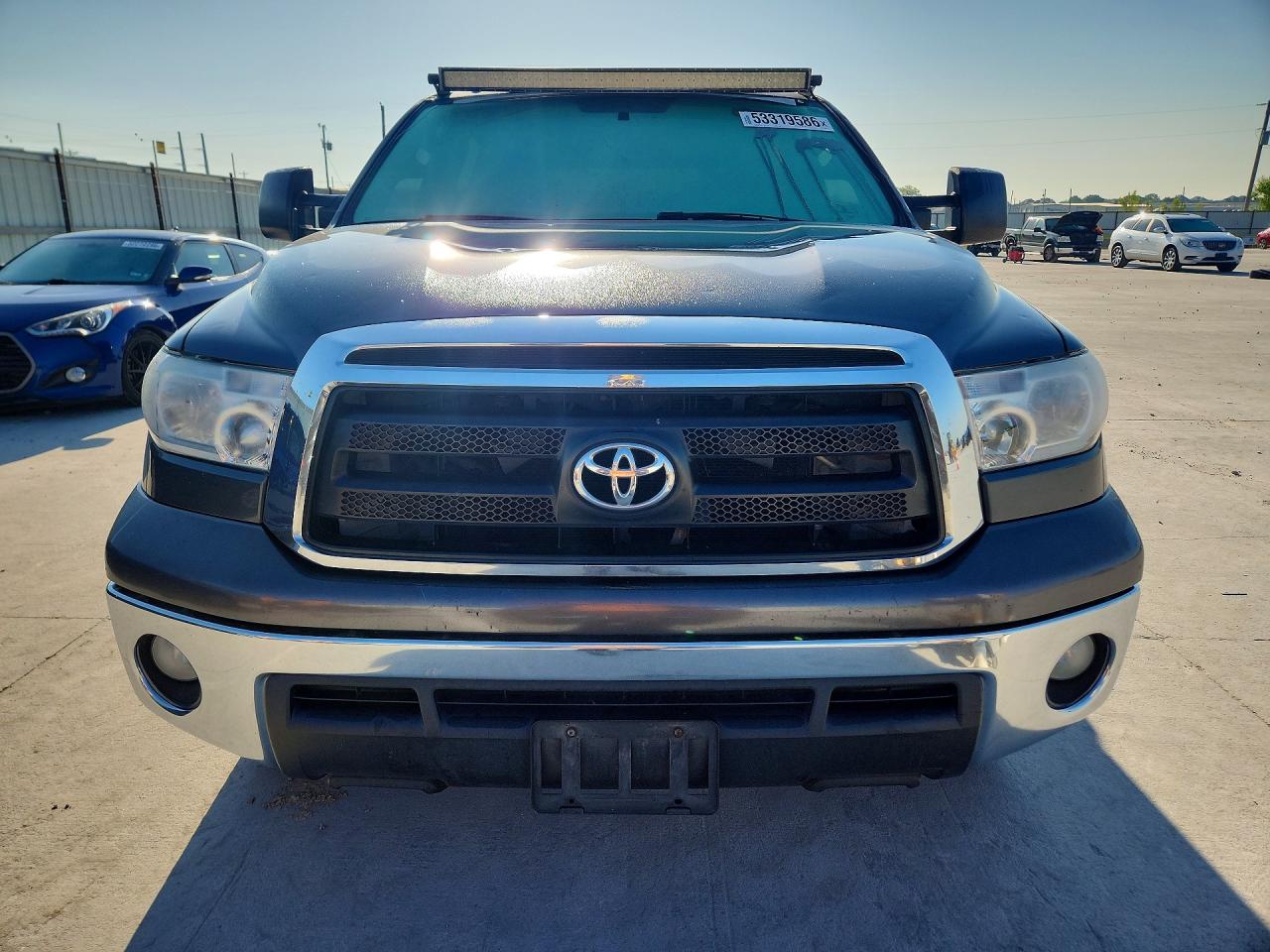 2012 Toyota Tundra VIN 5TFDW5F11CX235547 photo 5