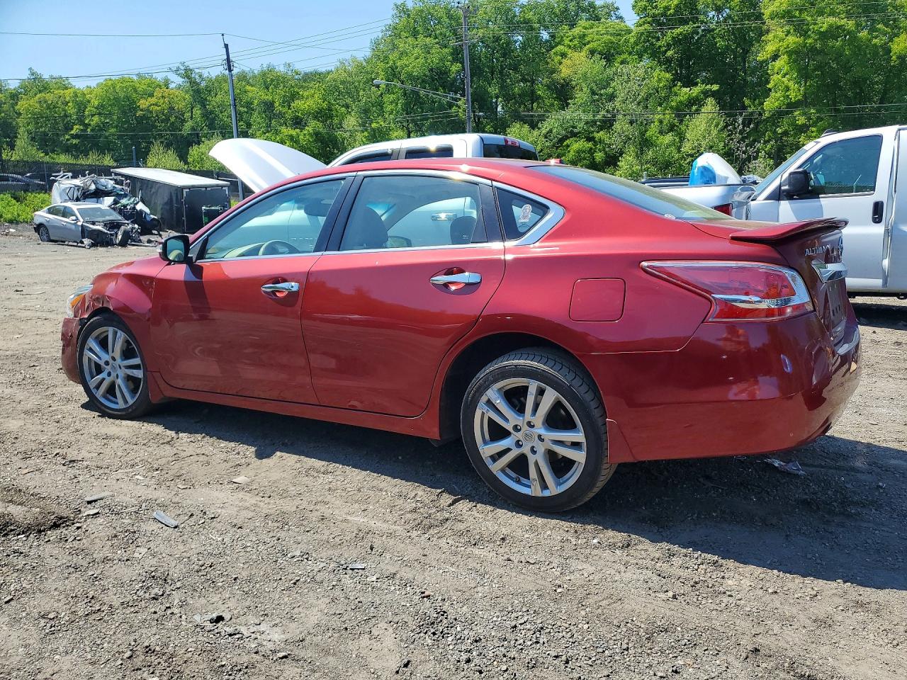 2019 Nissan Altima VIN 1N4BL3AP0DC248563 photo 2
