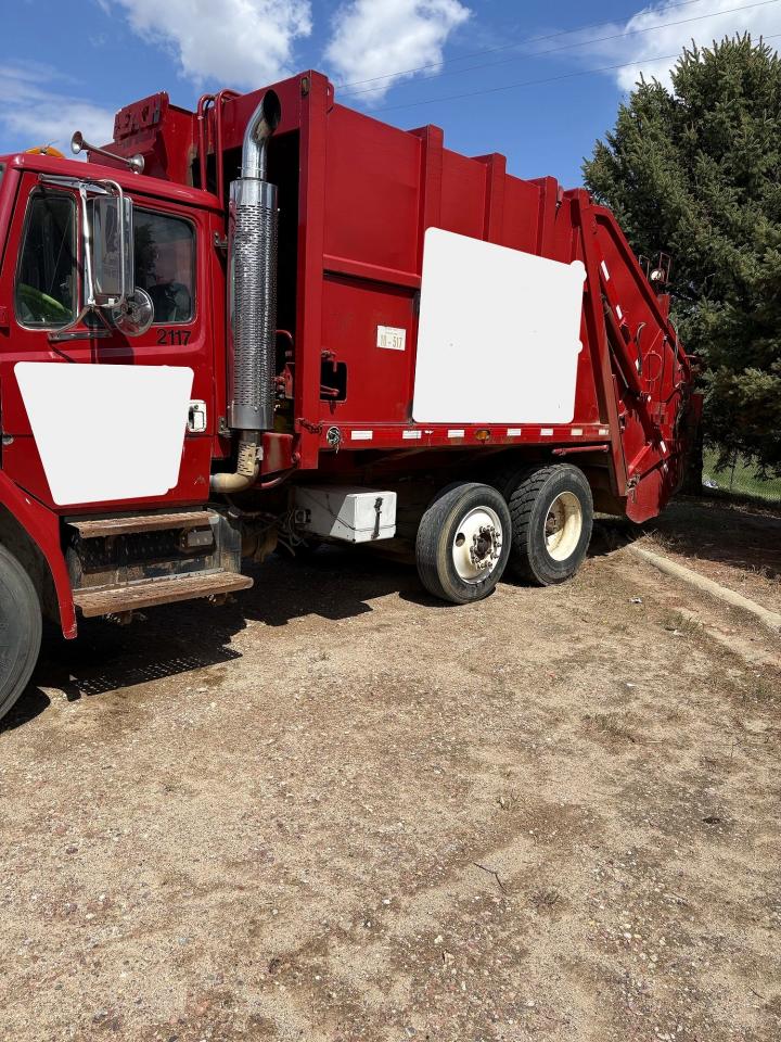 2002 FREIGHTLINER All other VIN 1FVABTBS42HK43057 photo 2