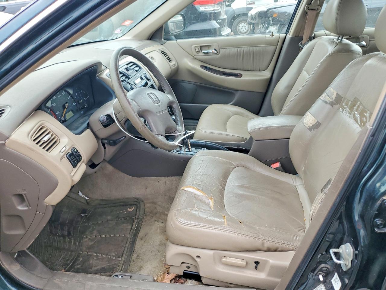 2001 Honda Accord VIN 1HGCG165X1A027382 photo 7