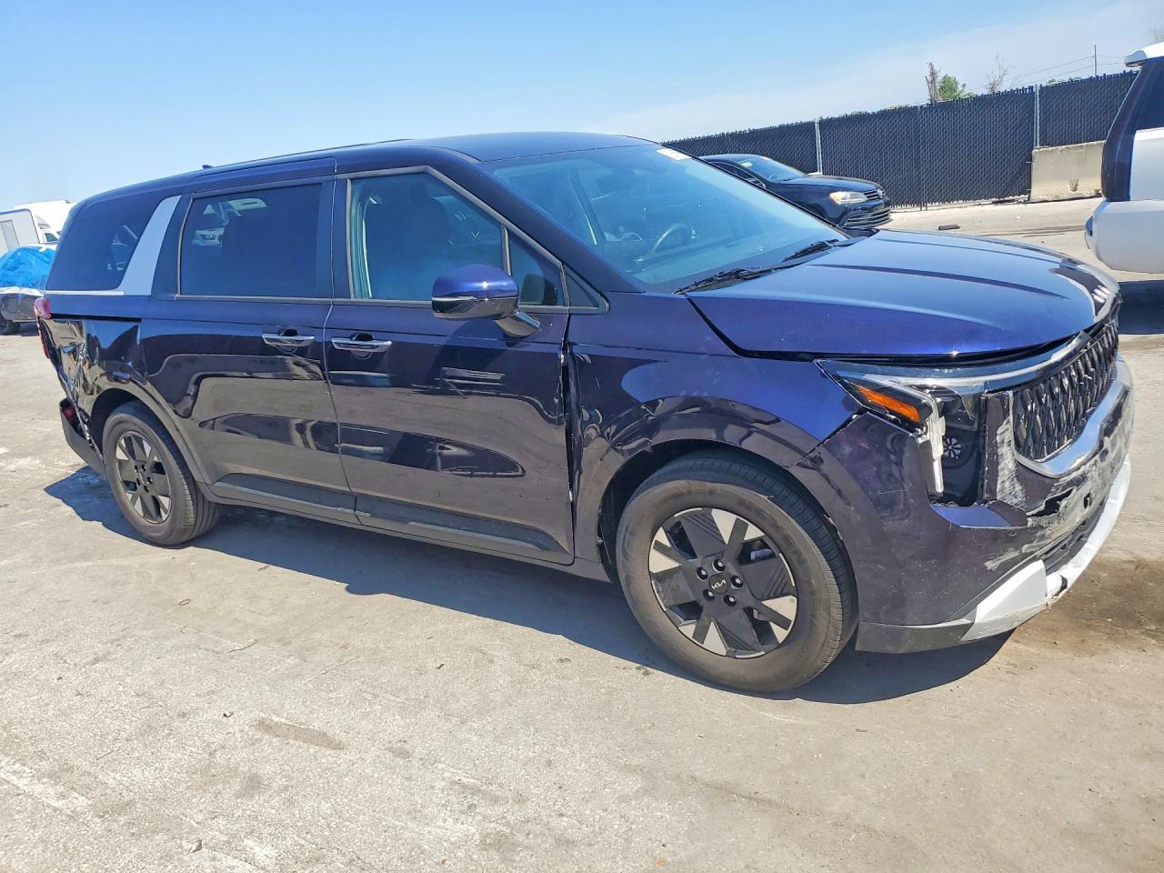 2026 Kia All other VIN KNDNB5KA6T6130837 photo 4