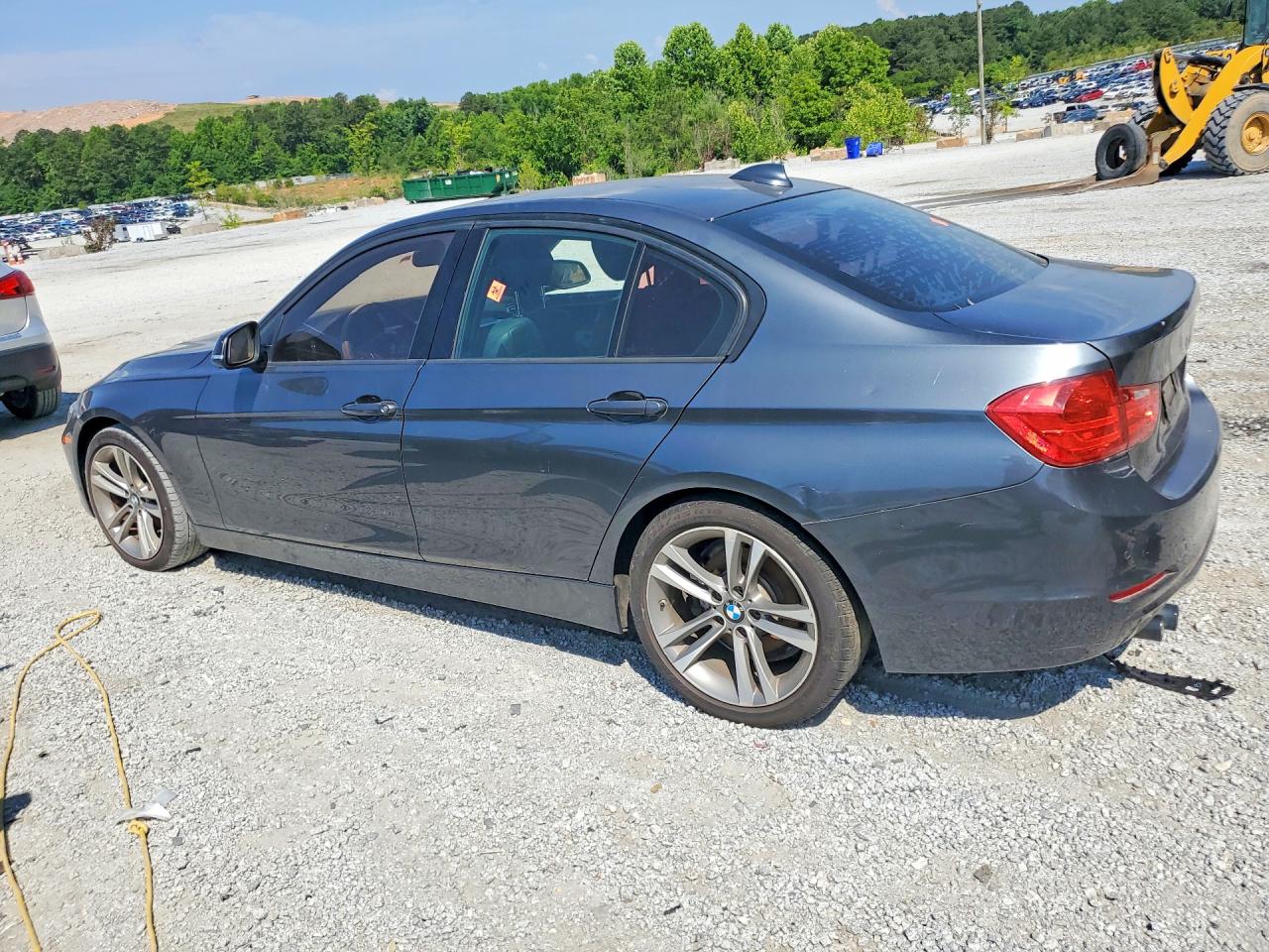 2015 BMW 3 series VIN WBA3A5G56FNS83134 photo 2