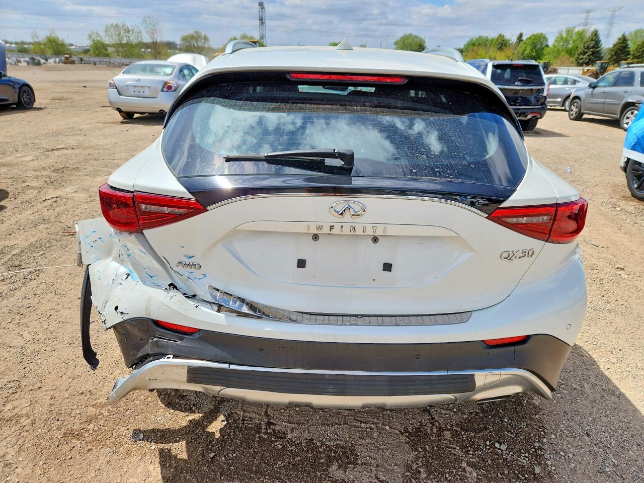 2017 Infiniti Qx30 VIN SJKCH5CR4HA025435 photo 6