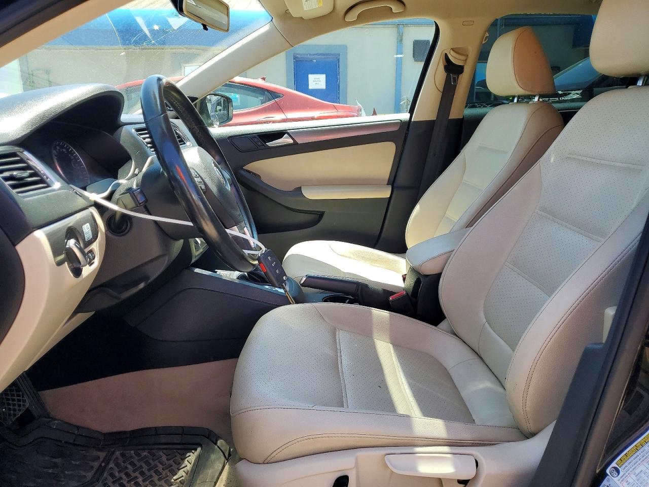 2014 Volkswagen Jetta VIN 3VWLL7AJXEM404574 photo 7