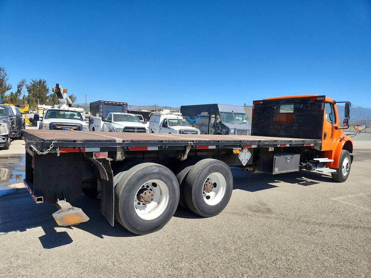 2016 FREIGHTLINER All other VIN 1FVHCYCY2GHHB4561 photo 3