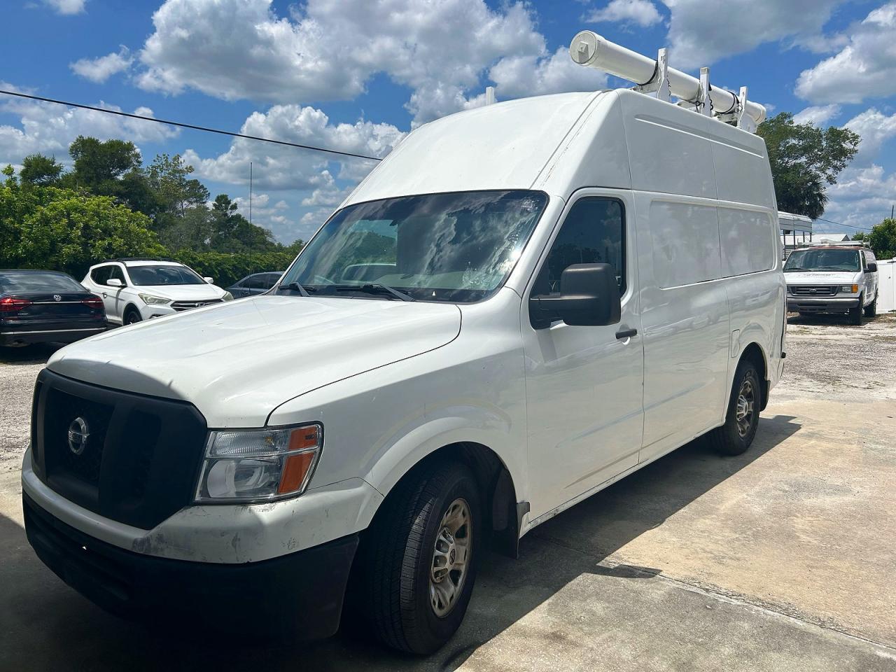 2014 Nissan Nv VIN 1N6BF0LYXEN109596 photo 2