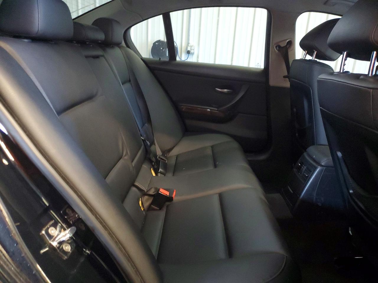 2006 BMW 3 series VIN WBAVD13566KV14744 photo 10