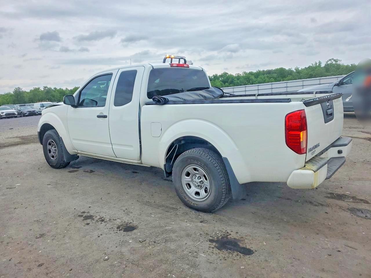2019 Nissan Frontier VIN 1N6BD0CT3KN784017 photo 2