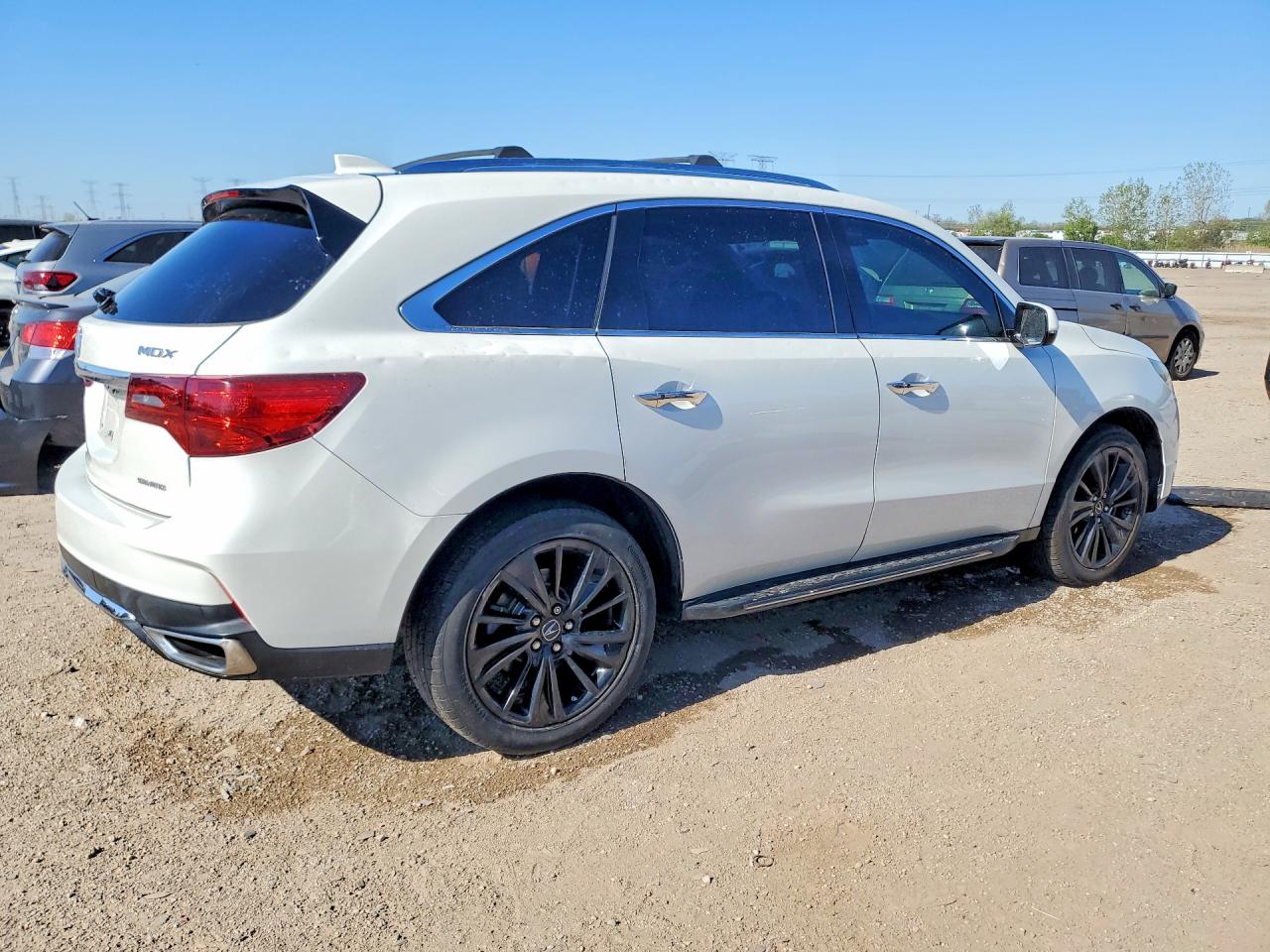 2017 Acura Mdx VIN 5J8YD4H55HL006483 photo 3