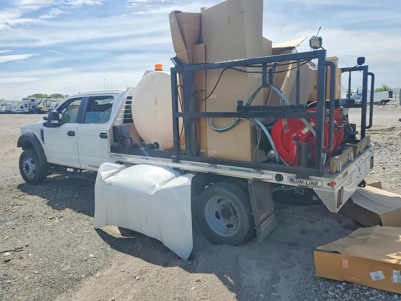 2019 Ford F550 VIN 1FD0W5GY5KED55092 photo 2