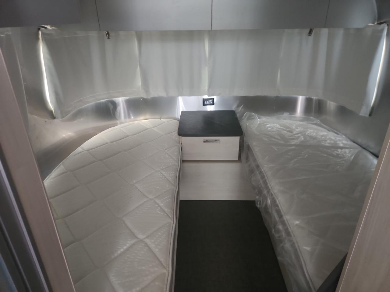 2025 AIRSTREAM Flying clo VIN 1STJ9YJ28SJ576863 photo 5