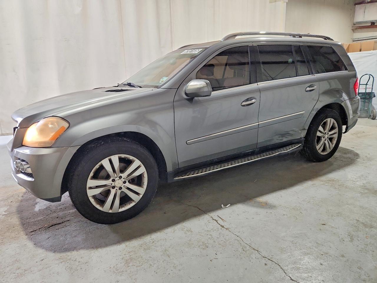 2010 Mercedes-Benz Gl-class VIN 4JGBF7BE0AA576199 photo 1