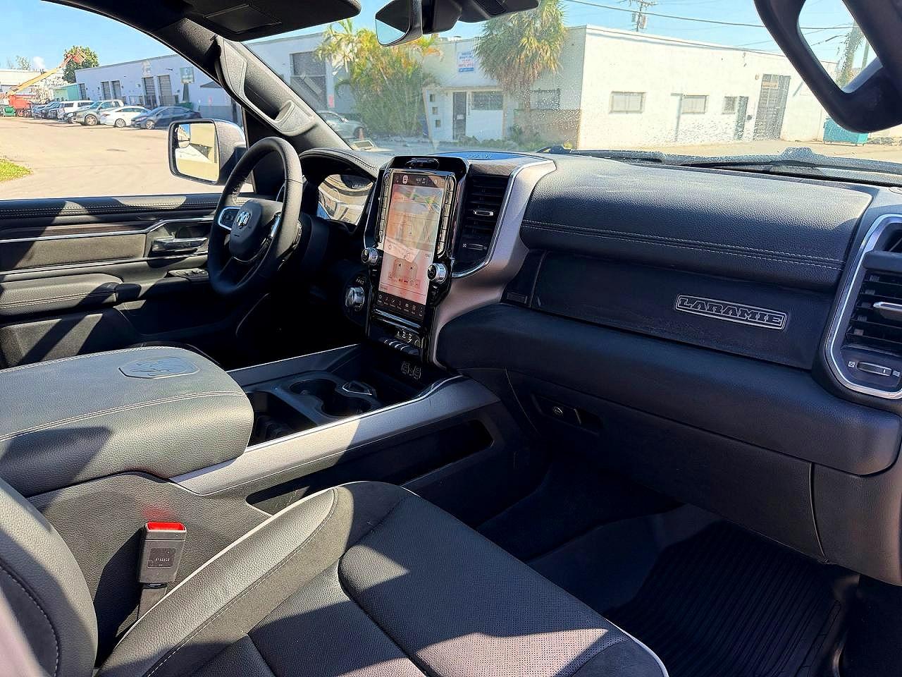 2026 Ram 1500 VIN 1C6SRFJP0TN250043 photo 11