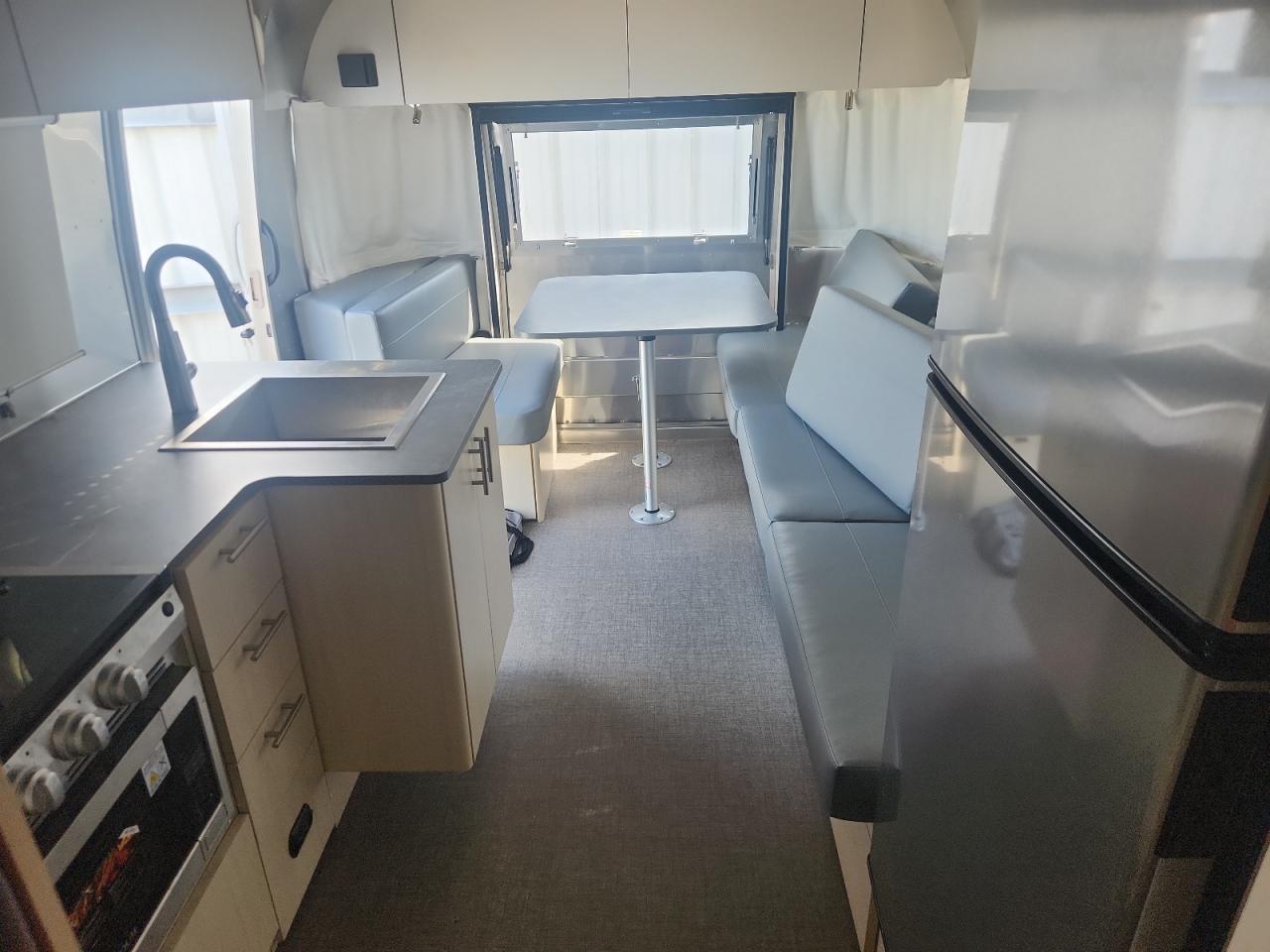 2025 AIRSTREAM Flying clo VIN 1STJ9YJ28SJ576863 photo 6