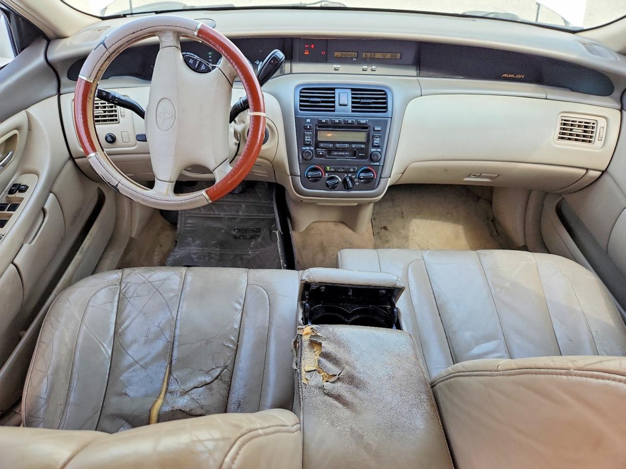 2000 Toyota Avalon VIN 4T1BF28BXYU027537 photo 8