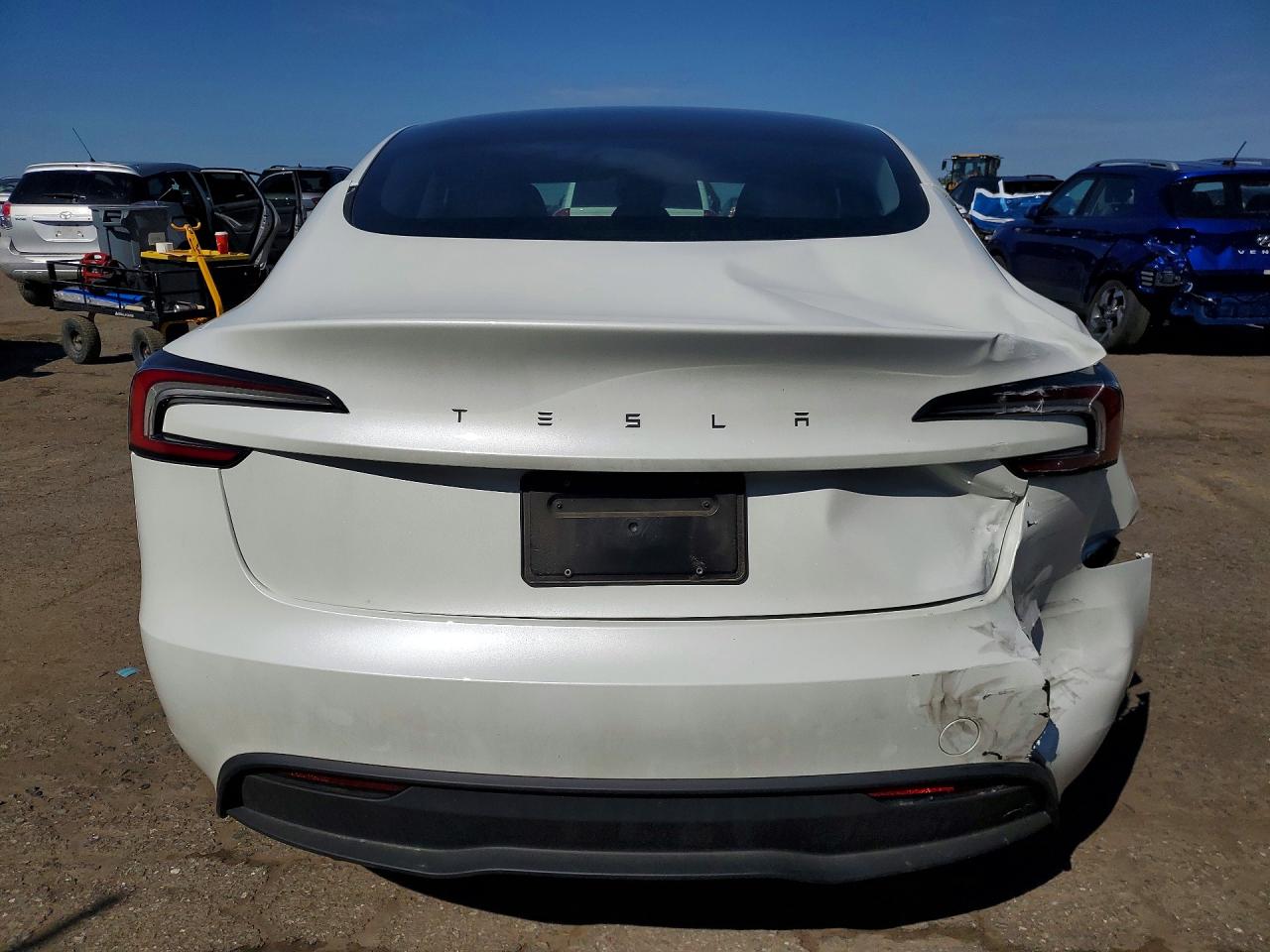 2025 Tesla Model 3 VIN 5YJ3E1EAXSF046462 photo 6