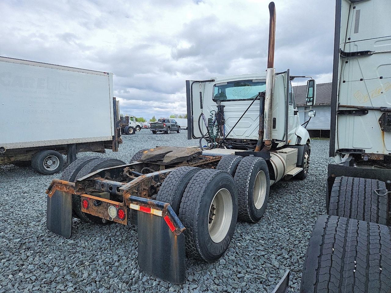 2015 International All other VIN 1HSDJAPR6FH531276 photo 4