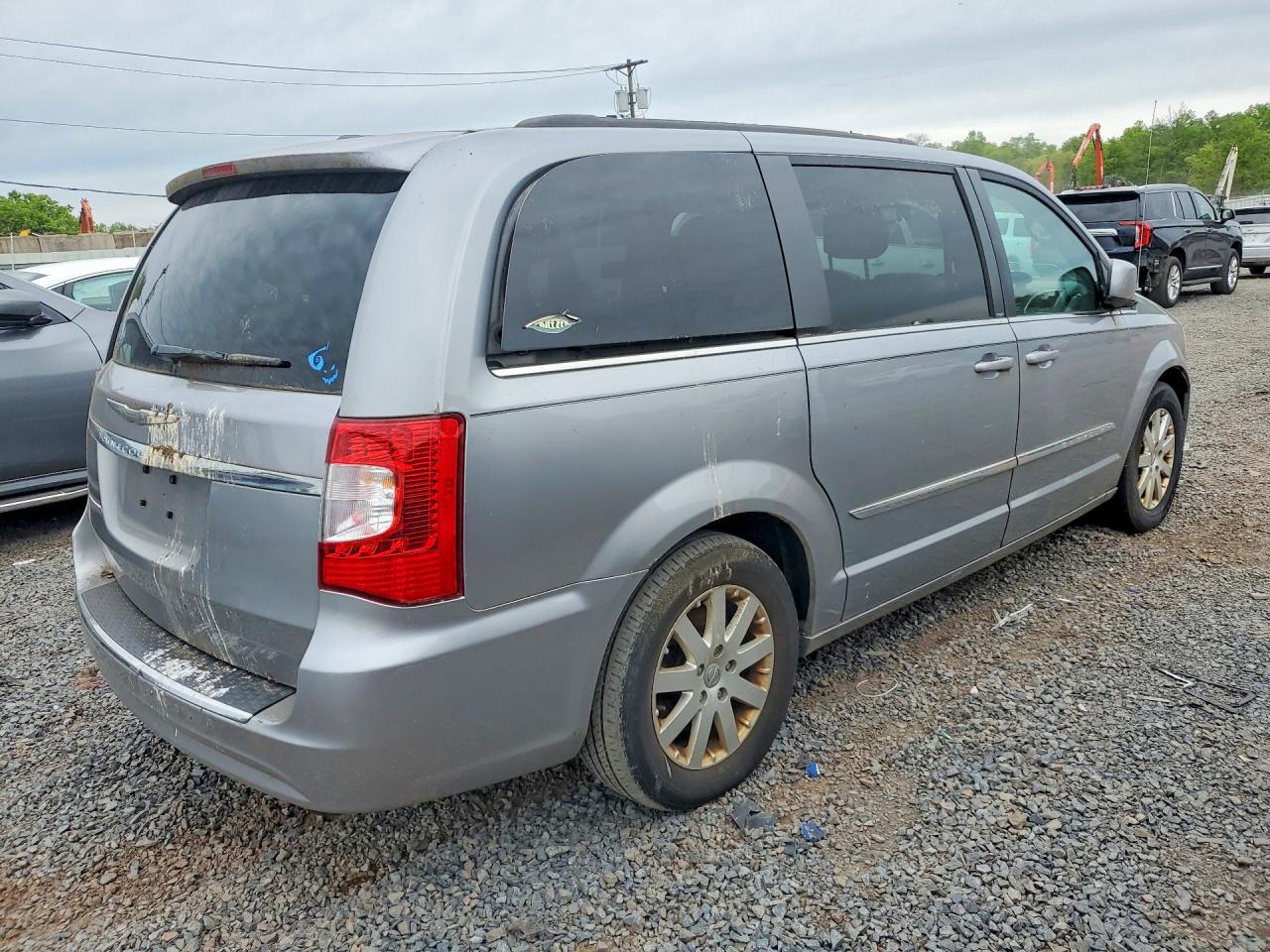 2014 Chrysler Minivan VIN 2C4RC1BG3ER300935 photo 3
