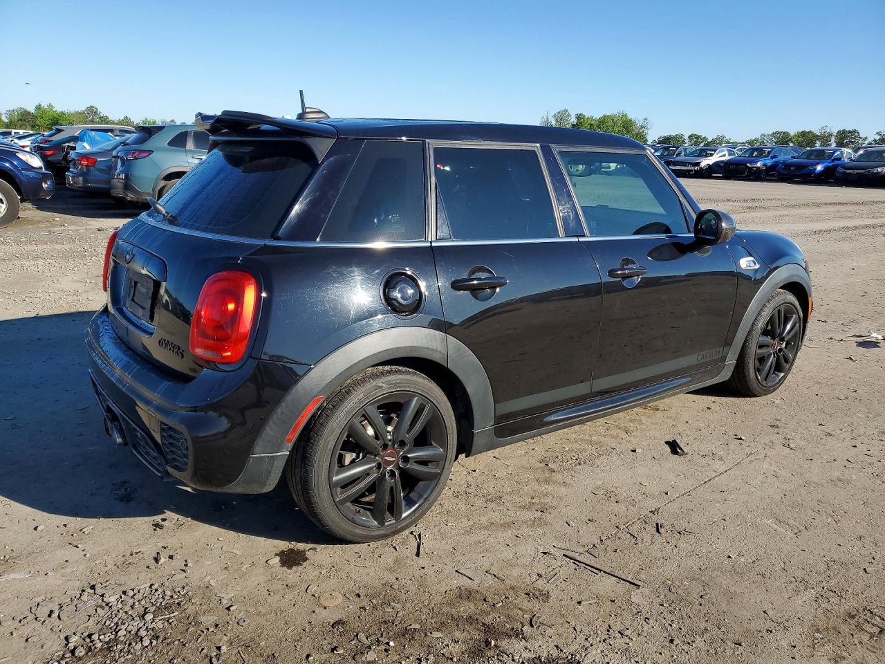 2018 MINI Cooper VIN WMWXU3C57J2F51107 photo 3