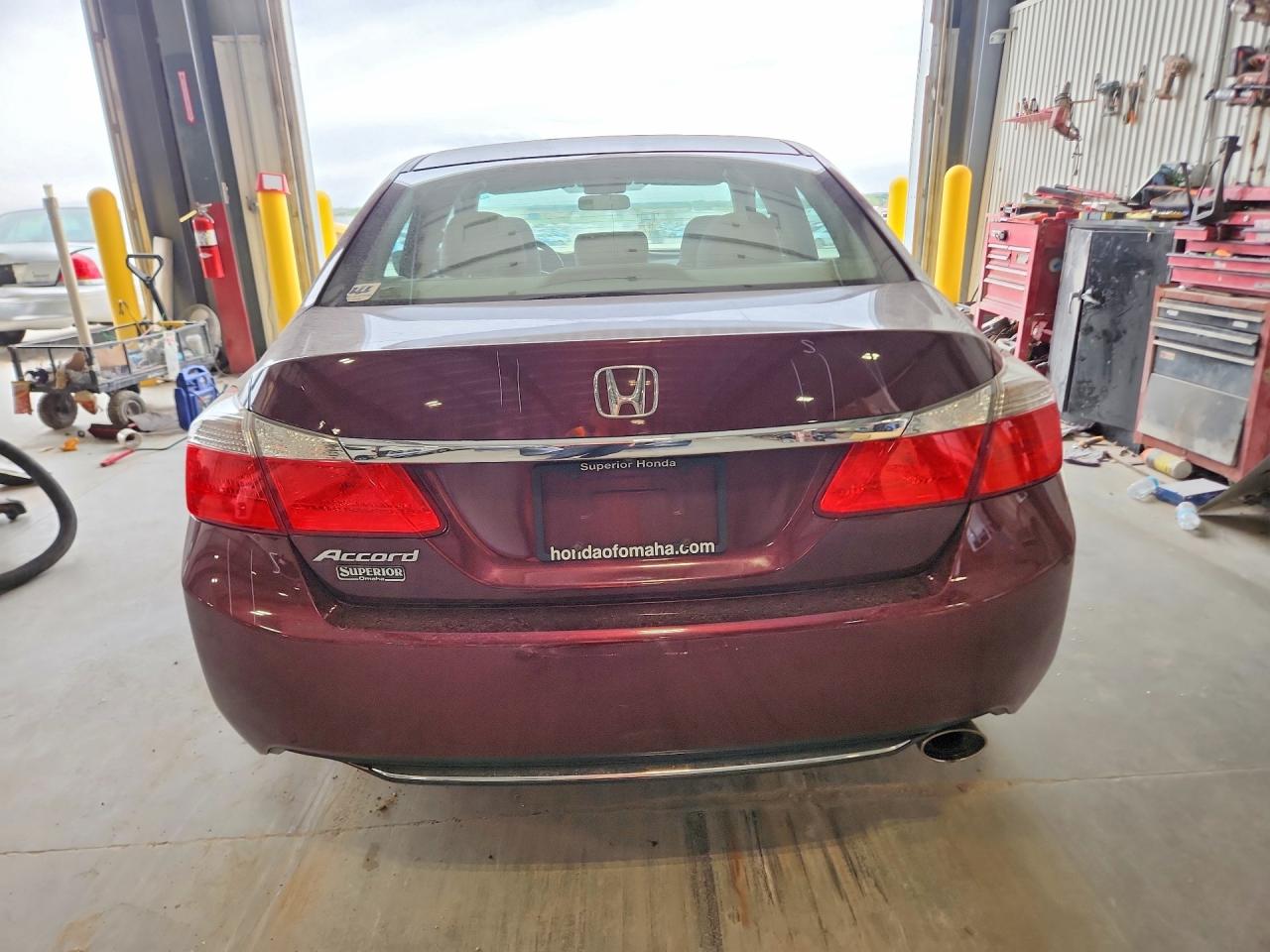 2015 Honda Accord VIN 1HGCR2F36FA055301 photo 6