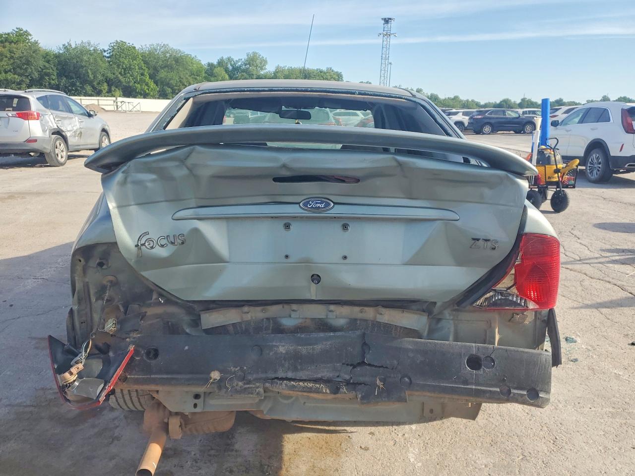 2003 Ford Focus VIN 1FAHP38333W200358 photo 6