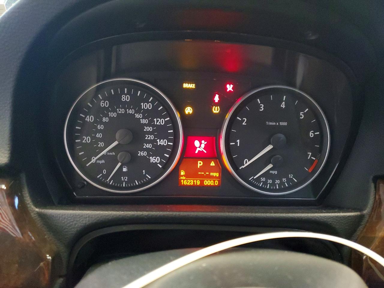 2006 BMW 3 series VIN WBAVD13566KV14744 photo 9