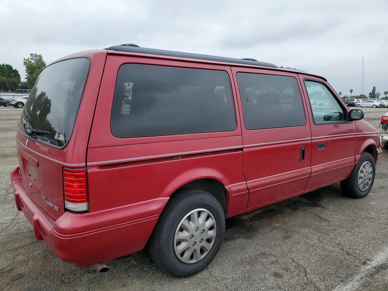 1995 Plymouth Minivan VIN 1P4GH44R7SX636265 photo 3