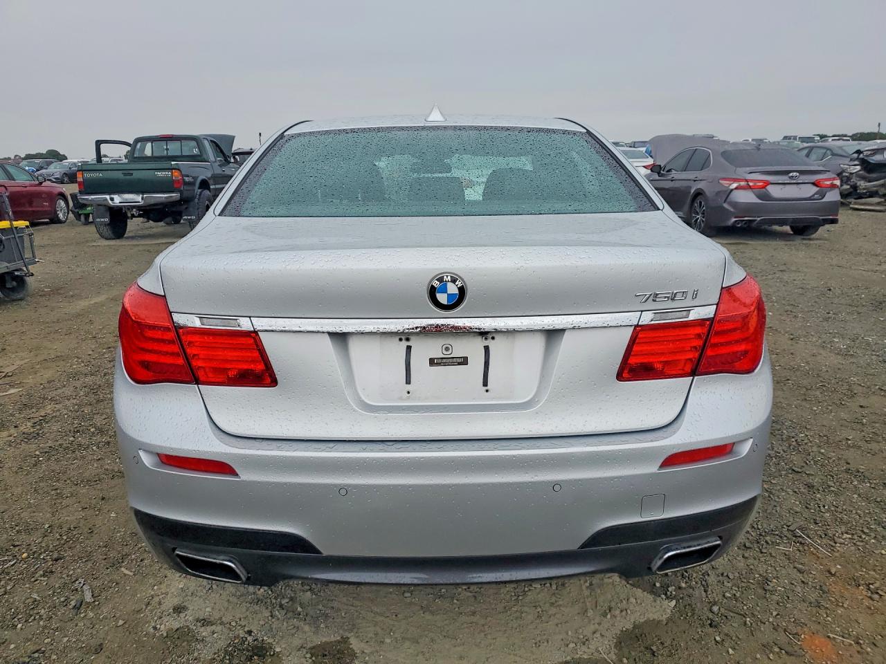 2012 BMW 7 series VIN WBAKA8C53CDS99862 photo 6