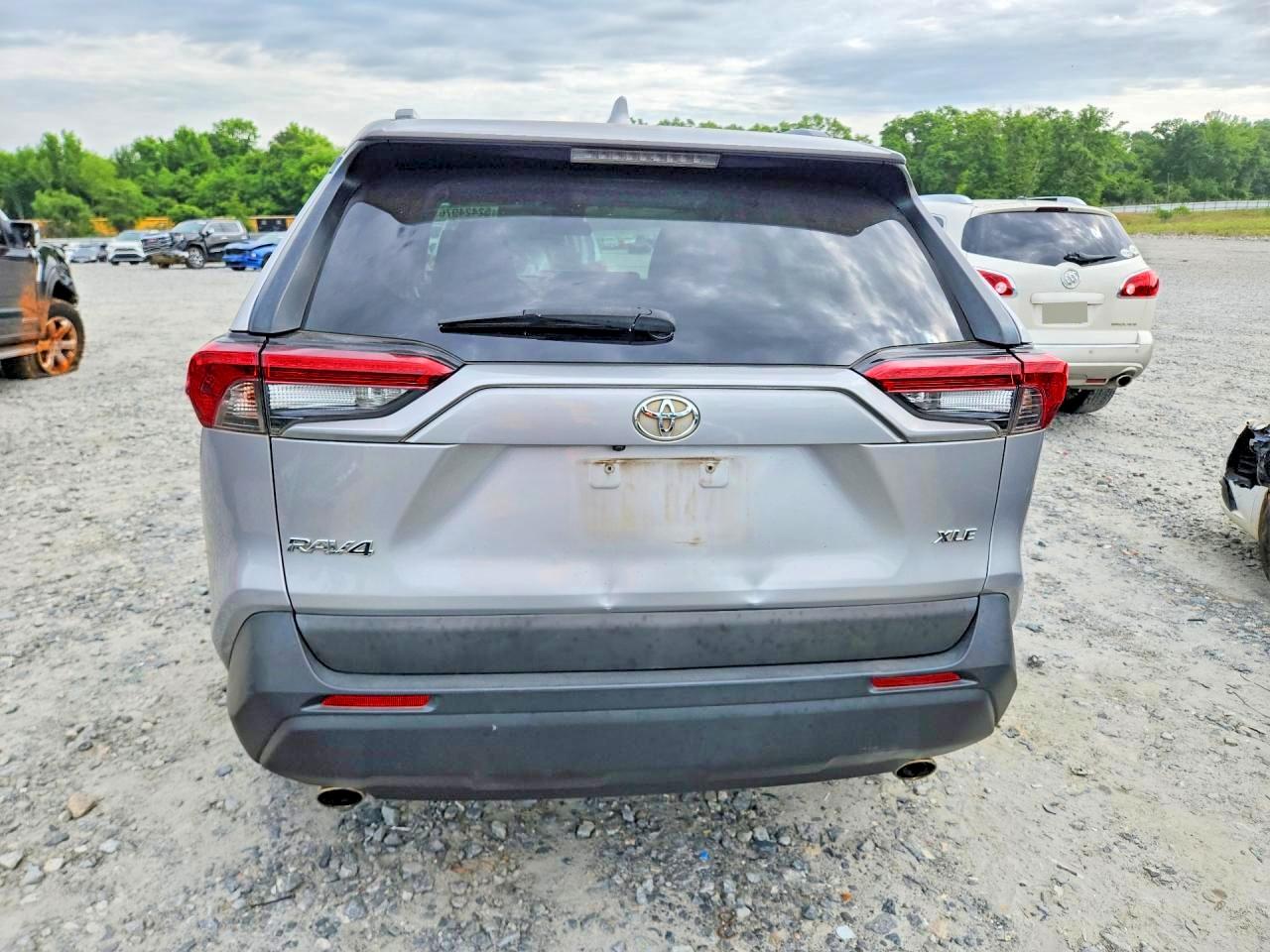 2019 Toyota Rav4 VIN 2T3W1RFV9KC022402 photo 6