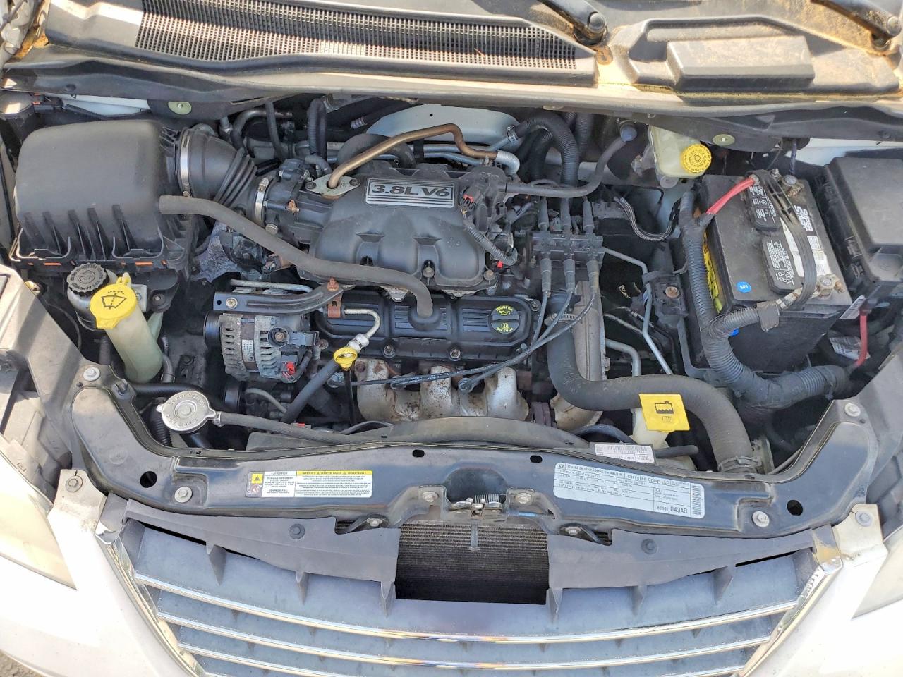 2010 Chrysler Minivan VIN 2A4RR5D1XAR346247 photo 12