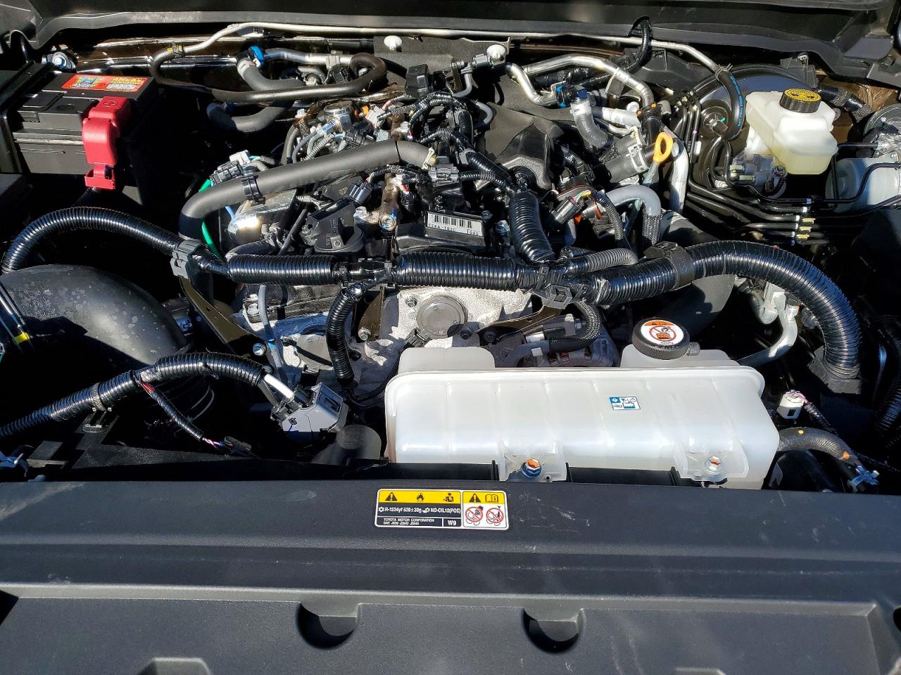 2026 Toyota Tacoma VIN 3TMLB5JNXTM210511 photo 11