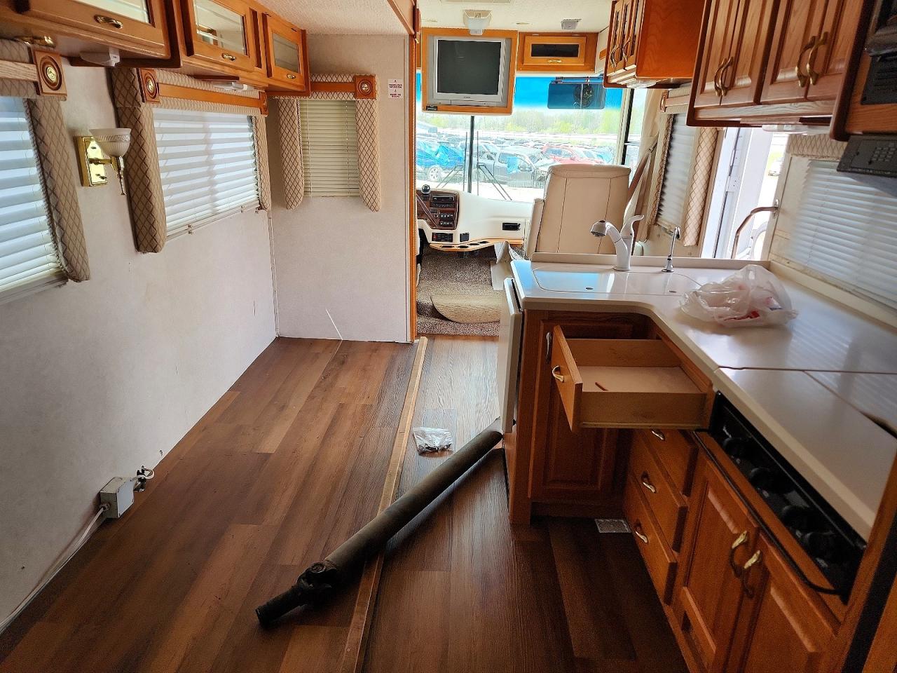 2003 GULF All other VIN 5B4MP67G833366557 photo 5