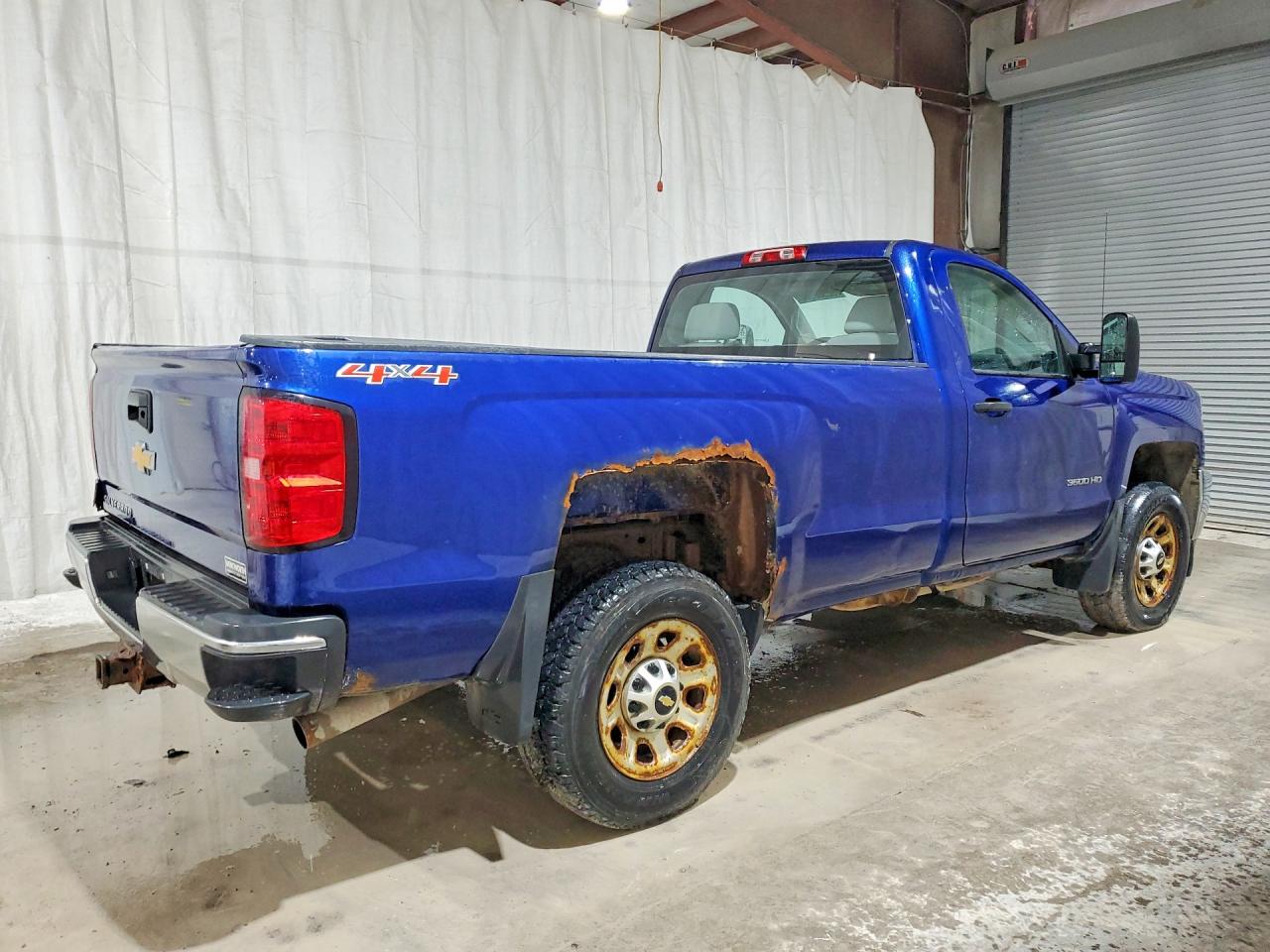 2015 Chevrolet All models VIN 1GC3KYCG8FZ124813 photo 3
