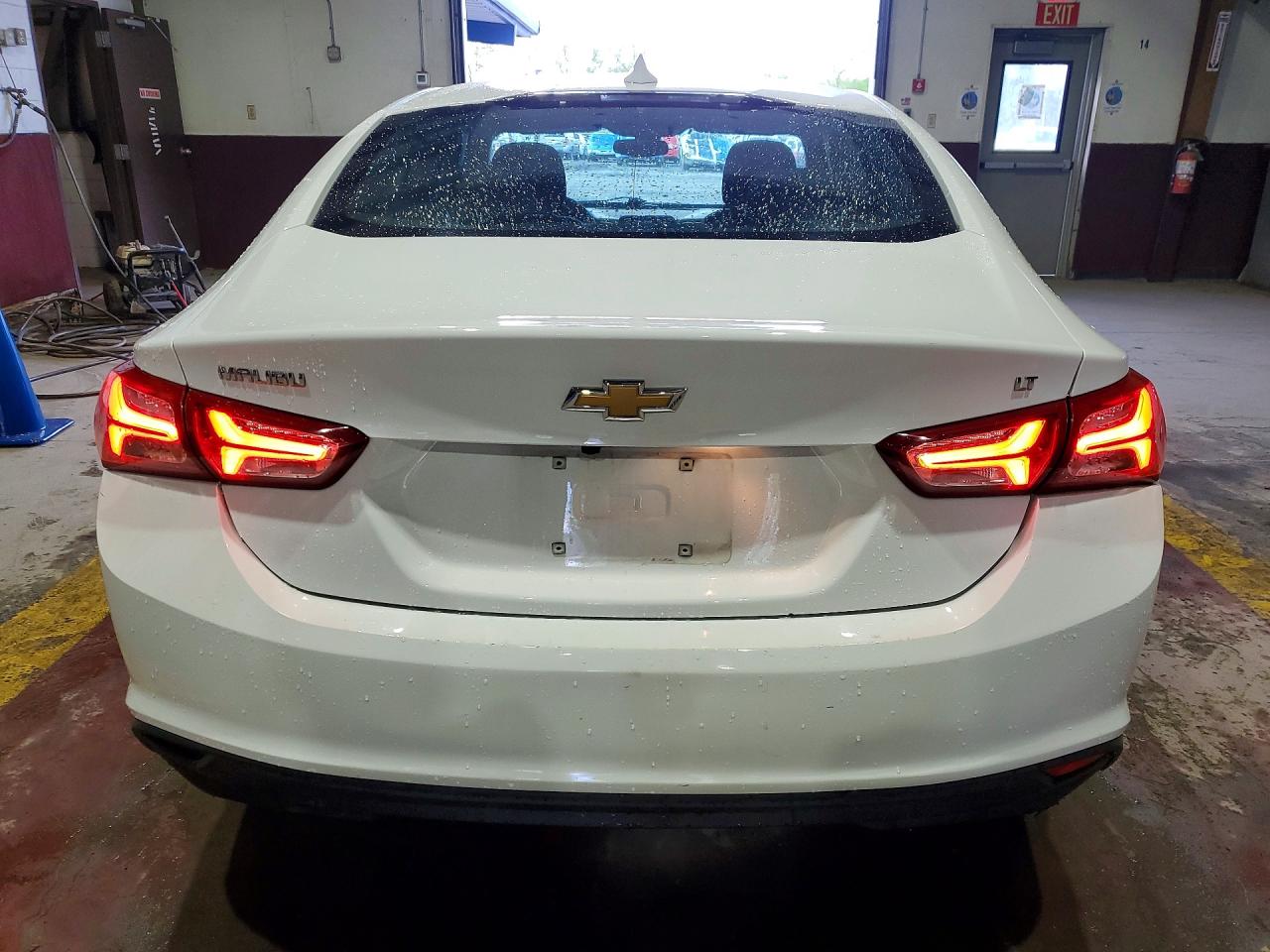 2022 Chevrolet Malibu VIN 1G1ZD5ST2NF180529 photo 6