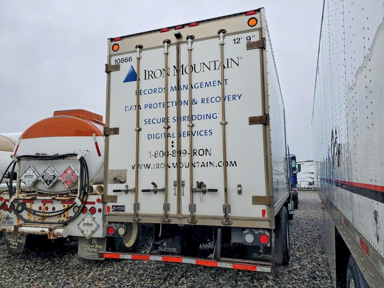 2013 FREIGHTLINER All other VIN 1FVACXBS5DHFG9049 photo 3