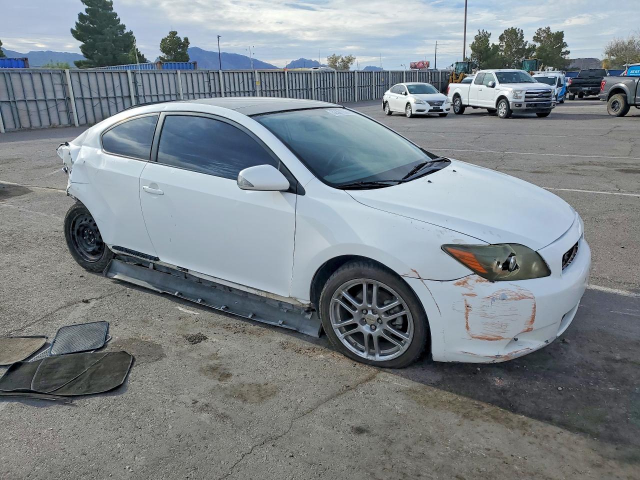 2008 Scion Tc VIN JTKDE167380220945 photo 4