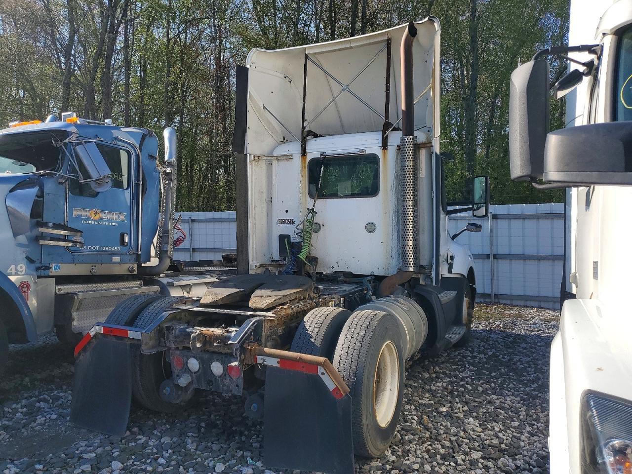 2016 KENWORTH All other VIN 1XKYA48X9GJ496725 photo 4
