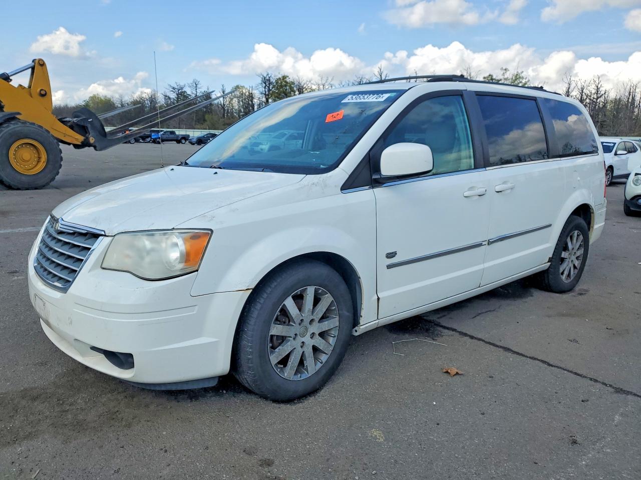 2009 CHRY Minivan VIN 2A8HR54169R640380 photo 1