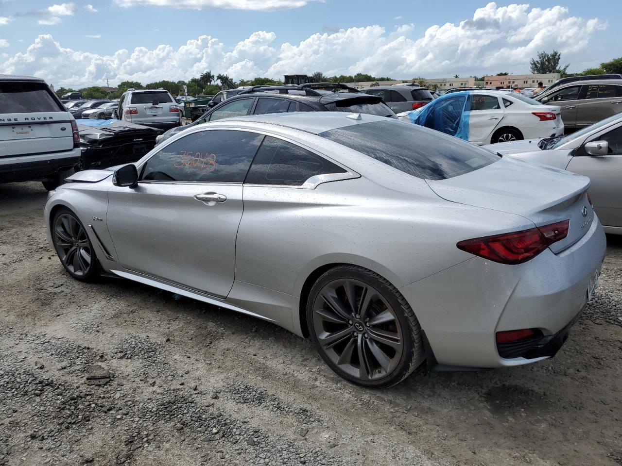 2019 Infiniti Q60 VIN JN1FV7EK3KM360649 photo 2