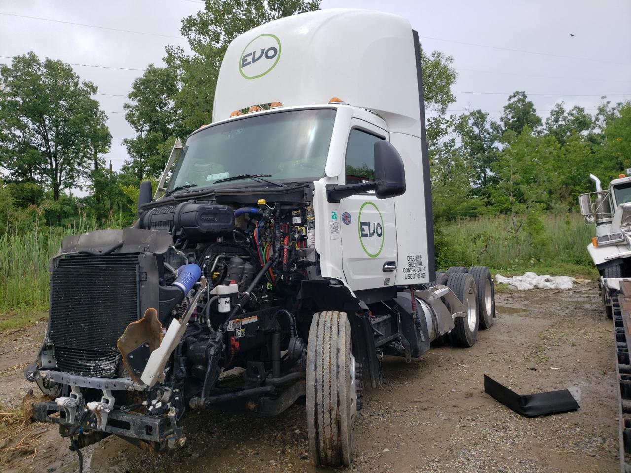 2022 PETERBILT 579 VIN 1XPBDP9X8ND843884 photo 2