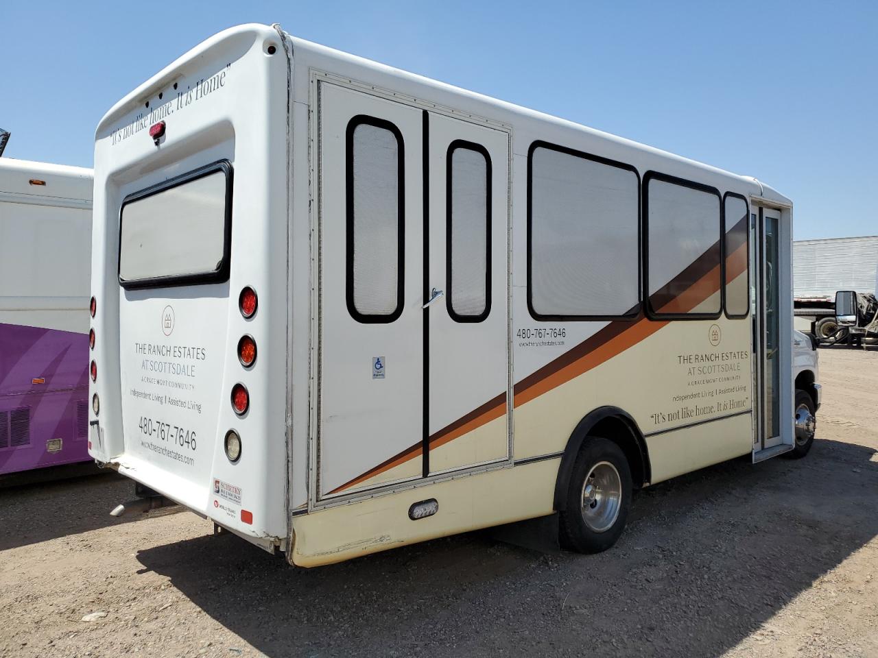 2018 FORD Econoline van VIN 1FDEE3FSXJDC20835 photo 3