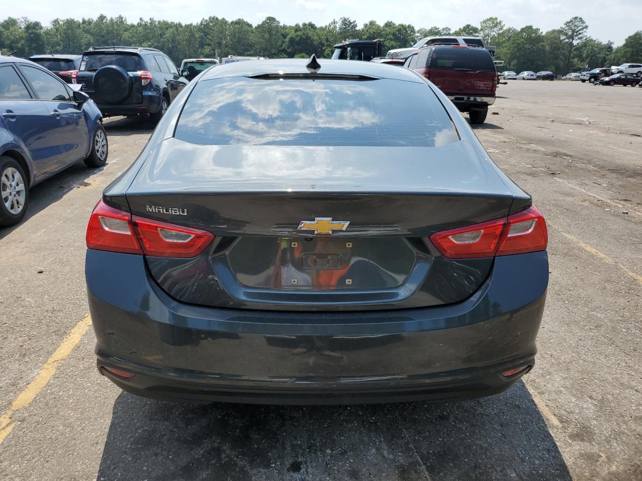 2017 Chevrolet Malibu ls VIN 1G1ZC5ST0HF153384 photo 6