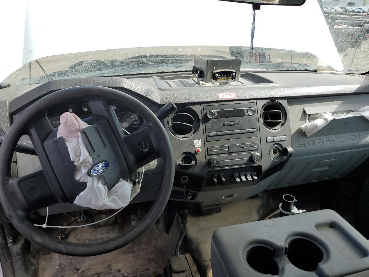 2013 FORD F-450 VIN 1FDUF4HY2DEB46535 photo 8