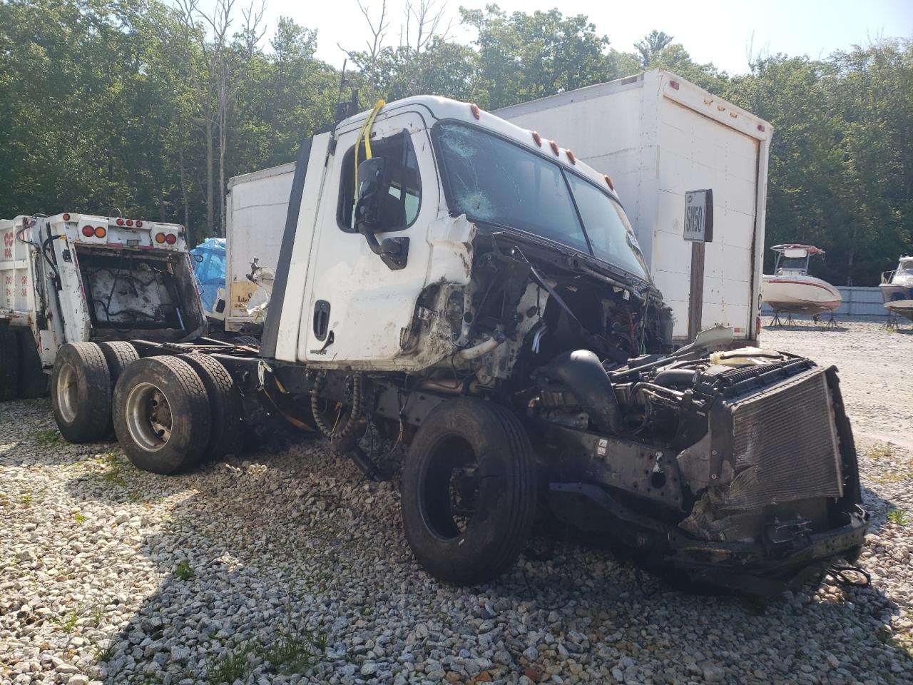 2017 FREIGHTLINER All other VIN 1FUJGEDR4HLHN9102 photo 1