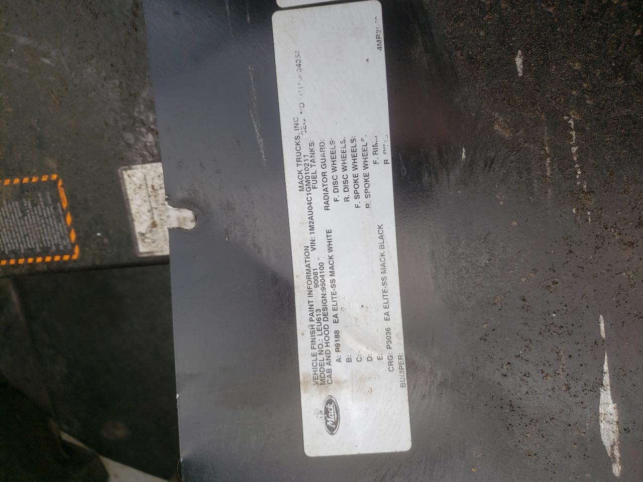 2016 MACK 600 LEU600 VIN 1M2AU04C1GM010211 photo 10